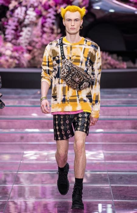 versace menswear keith flint|Versace Spring 2020 Men's Collection .